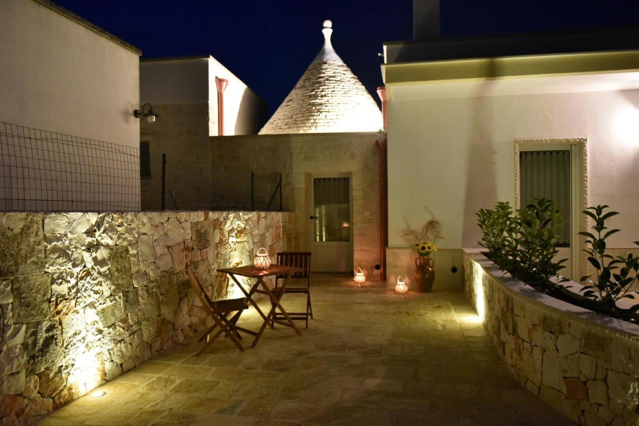 הוילה מרטינה פרנקה Trulli Dal Sole Alla Luna מראה חיצוני תמונה