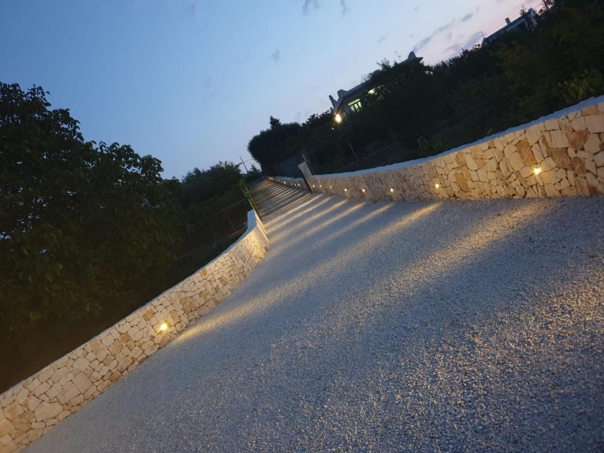 הוילה מרטינה פרנקה Trulli Dal Sole Alla Luna מראה חיצוני תמונה