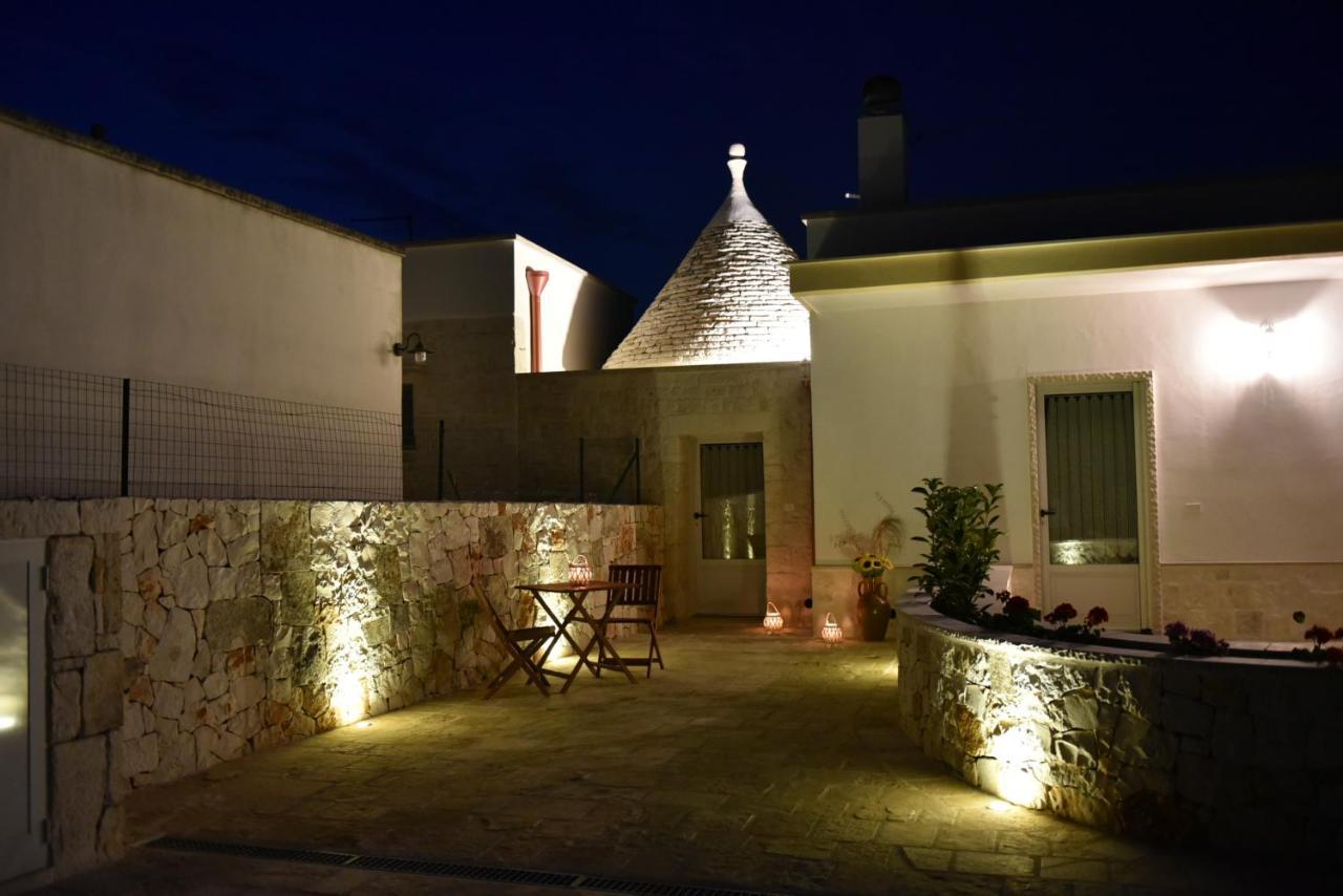 הוילה מרטינה פרנקה Trulli Dal Sole Alla Luna מראה חיצוני תמונה