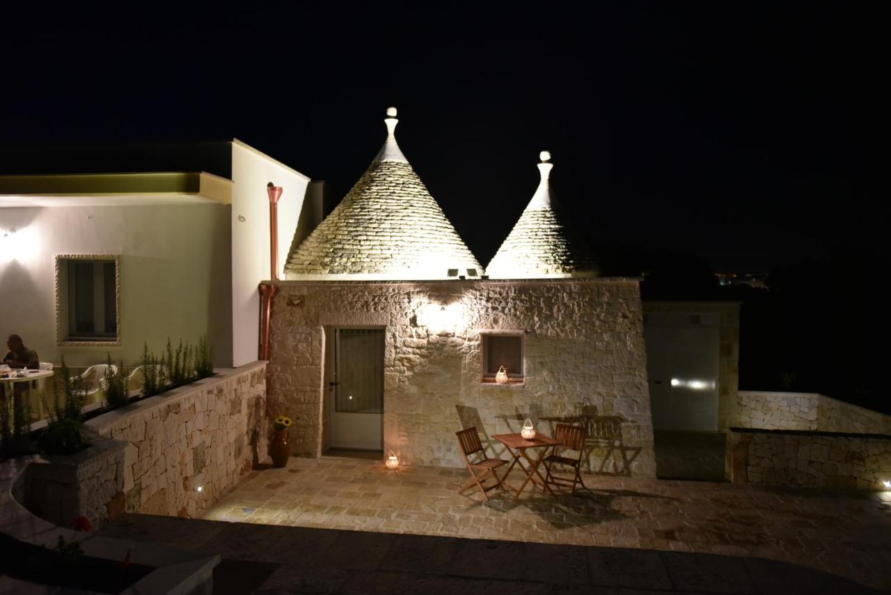 הוילה מרטינה פרנקה Trulli Dal Sole Alla Luna מראה חיצוני תמונה