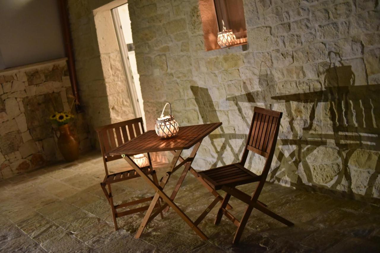 הוילה מרטינה פרנקה Trulli Dal Sole Alla Luna מראה חיצוני תמונה